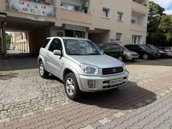 Silber Gebraucht 2000 Toyota RAV4 SUV | 5.990 € (Etwas zu teuer)
