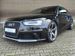 Schwarz Gebraucht 2013 Audi RS4 Ambiente Kombi | 39.790 € (Guter Preis)