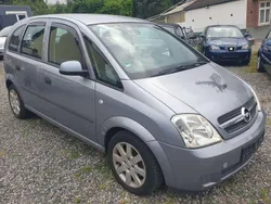 Grau Gebraucht 2004 Opel Meriva Enjoy Van / Kleinbus | 1.699 € (Etwas zu teuer)