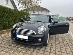 Schwarz Gebraucht 2015 Mini Cooper D Kleinwagen | 11.111 € (Fairer Preis)