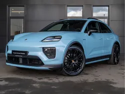 Blau Neu 2025 Porsche Macan Chrono SUV | 116.878 € (Teuer)