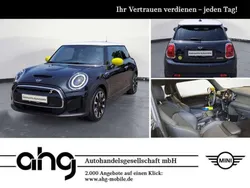 Schwarz Gebraucht 2023 Mini Cooper SE Kleinwagen | 23.630 € (Etwas zu teuer)