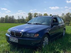 Blau Gebraucht 2004 BMW 318 Kombi | 3.100 € (Fairer Preis)