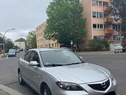 Grau Gebraucht 2004 Mazda 3 Limousine | 2.680 € (Fairer Preis)