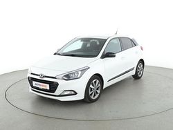Weiß Gebraucht 2018 Hyundai i20 Passion Plus Limousine | 10.570 € (Fairer Preis)