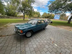 Blau Gebraucht 1978 Mercedes E280 Limousine | 8.500 €