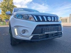 Weiß Gebraucht 2019 Suzuki Vitara Comfort+ SUV | 18.500 € (Guter Preis)