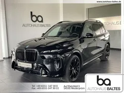 Saphirschwarz met. Gebraucht 2025 BMW X7 M Sport SUV | 98.850 € (Teuer)