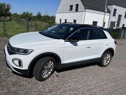 Weiß Gebraucht 2022 VW T-Roc Style SUV | 29.200 € (Etwas zu teuer)