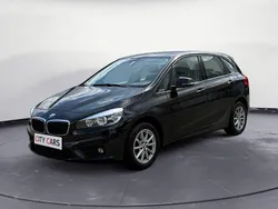 Schwarz Gebraucht 2017 BMW 218 Active Tourer Advantage Van / Kleinbus | 12.490 € (Guter Preis)