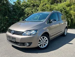 Braun Gebraucht 2012 VW Golf VII Style Limousine | 4.990 € (Guter Preis)