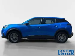 Blau Gebraucht 2021 Peugeot e-2008 Active SUV | 16.405 € (Superpreis)