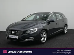Grau Gebraucht 2013 Volvo V60 Summum Kombi | 8.950 € (Guter Preis)