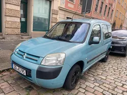 Blau Gebraucht 2003 Citroën Berlingo Van / Kleinbus | 1.000 €