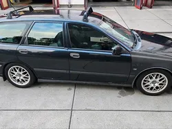 Blau Gebraucht 1998 Volvo V40 Kombi | 840 €