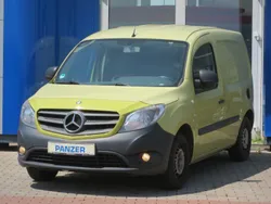 Grün Gebraucht 2015 Mercedes Citan 108 Van | 6.990 € (Guter Preis)