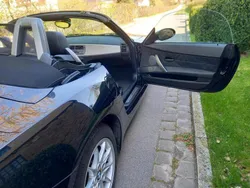 Schwarz Gebraucht 2004 BMW Z4 Cabrio | 9.000 € (Etwas zu teuer)