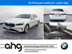 Weiß Gebraucht 2024 BMW 540 Sport Line Limousine | 62.930 €