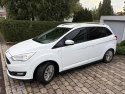 Weiß Gebraucht 2017 Ford Grand C-Max Van / Kleinbus | 9.990 € (Guter Preis)