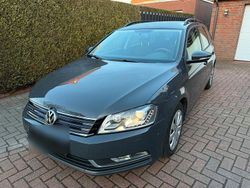 Grau Gebraucht 2014 VW Passat Trendline Kombi | 6.950 € (Guter Preis)