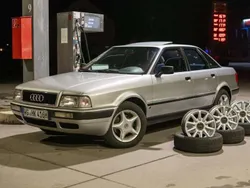 Silber Gebraucht 1993 Audi 80 Limousine | 6.250 €