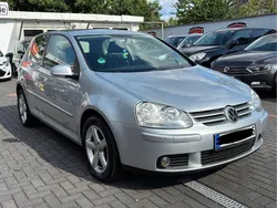 Silber Gebraucht 2006 VW Golf V Limousine | 1.990 € (Guter Preis)