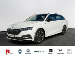 Moonweiß perleffekt Gebraucht 2024 Skoda Octavia SportLine Kombi | 32.990 € (Superpreis)