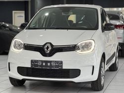 Weiß Gebraucht 2023 Renault Twingo Equilibre Kleinwagen | 12.950 € (Guter Preis)