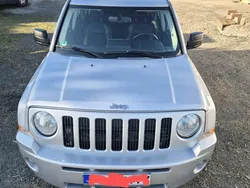 Silber Gebraucht 2008 Jeep Patriot SUV | 4.800 € (Etwas zu teuer)