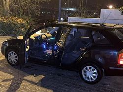 Schwarz Gebraucht 2003 Skoda Fabia Kombi | 1.000 € (Fairer Preis)