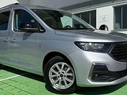 Silber Gebraucht 2022 Ford Tourneo Connect Titanium Van / Kleinbus | 25.950 € (Guter Preis)