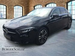 Metalliclack kosmosschwarz Gebraucht 2024 Mercedes A180 Progressive Limousine | 27.400 € (Guter Preis)