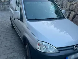 Silber Gebraucht 2011 Opel Combo Van / Kleinbus | 2.950 € (Fairer Preis)