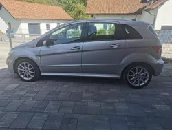 Silber Gebraucht 2008 Mercedes B150 Van / Kleinbus | 4.500 € (Fairer Preis)