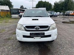 Weiß Gebraucht 2010 Toyota HiLux Abholung | 10.950 € (Guter Preis)