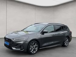 Grau Gebraucht 2024 Ford Focus ST-Line X Kombi | 23.480 € (Superpreis)