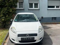 Weiß Gebraucht 2007 Fiat Punto Classica Kleinwagen | 1.250 € (Fairer Preis)