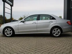 Mercedes E220