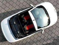 Weiß Gebraucht 2012 Peugeot 207 CC Allure Cabrio | 6.780 € (Etwas zu teuer)