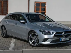 Silber Gebraucht 2022 Mercedes CLA180 Shooting Brake Kombi | 26.990 € (Guter Preis)