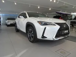 Weiß Gebraucht 2023 Lexus UX 250h SUV | 30.970 € (Fairer Preis)