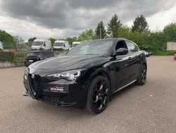 Nero vulcano Gebraucht 2023 Alfa Romeo Stelvio Competizione SUV | 46.480 € (Etwas zu teuer)