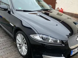 Schwarz Gebraucht 2013 Jaguar XF Limousine | 12.000 € (Etwas zu teuer)