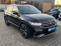 Deep black (metallic) Gebraucht 2022 VW Tiguan Allspace R-line SUV | 37.900 € (Fairer Preis)