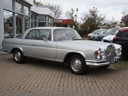 Silber Gebraucht 1963 Mercedes W112 SE Coupé | 39.950 €