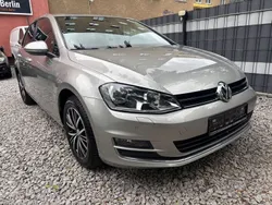 Silber Gebraucht 2016 VW Golf VII Allstar Limousine | 11.999 € (Guter Preis)