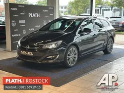 Schwarz Gebraucht 2015 Opel Astra Exklusiv Kombi | 7.990 € (Teuer)