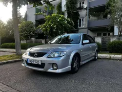 Silber Gebraucht 2001 Mazda 323F Sporty Kleinwagen | 2.890 € (Etwas zu teuer)