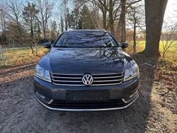Grau Gebraucht 2011 VW Passat Comfortline Kombi | 8.699 € (Etwas zu teuer)