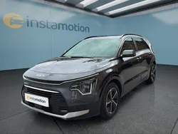Grau Gebraucht 2022 Kia Niro Spirit SUV | 32.449 € (Fairer Preis)
